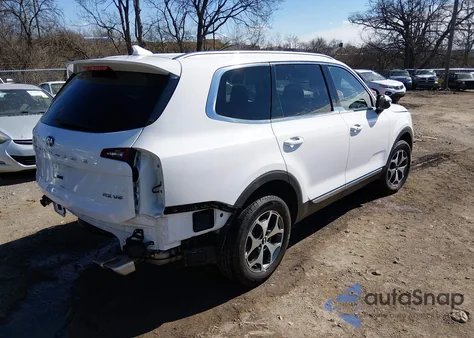 2021 Kia Telluride Ex z USA, uszkodzony, nr VIN 5XYP3DHC8MG129728